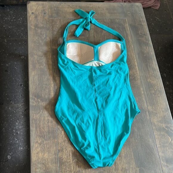 La Blanca turquoise ruched halter swimsuit Sz- 8 - Picture 7 of 11
